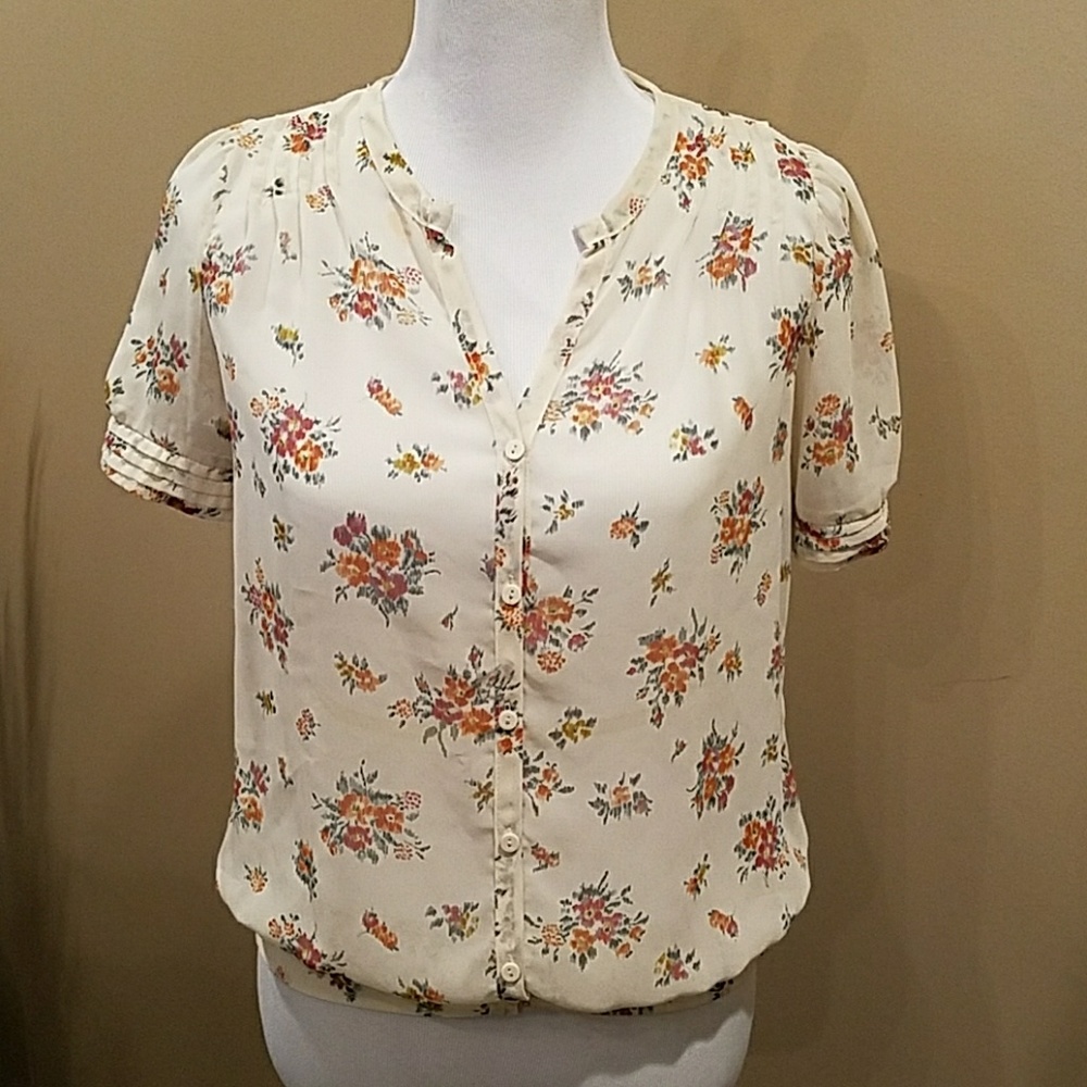 Forever 21 Floral Short Sleeve Top